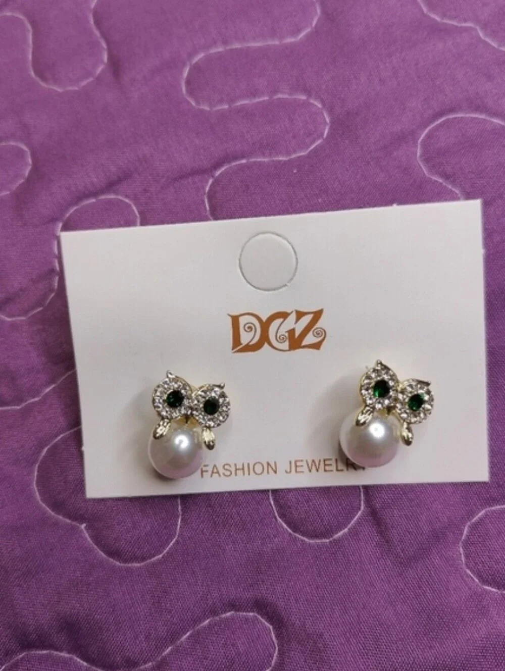 Owl Fashion Stud Earrings With Faux Emerald Eyes NWT